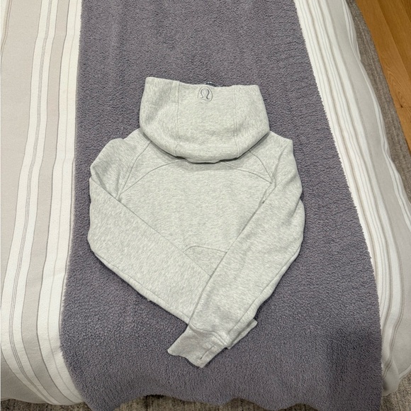 Lululemon Full-Zip Hoodie in light gray - Picture 3 of 4